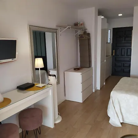 Atico Junto Al Mar Apartment *